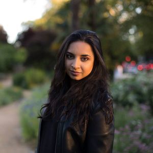 Meet your Posher, Azeba